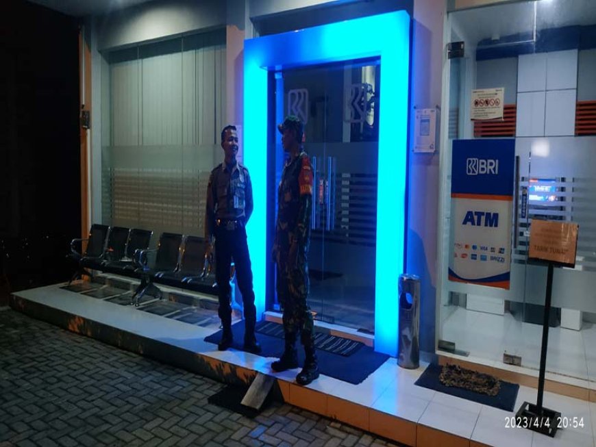 Babinsa Koramil 09/Susukan  Lakukan Giat Patroli Malam