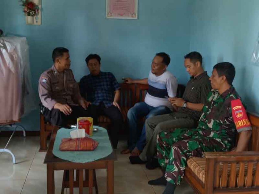 Babinsa dan Bhabinkamtibmas Komsos Dengan Aparatur Pemerintah Kecamatan Susukan