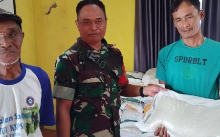 Pastikan Berjalan Lancar, Babinsa Desa Kedawung Penyaluran Bansos Beras