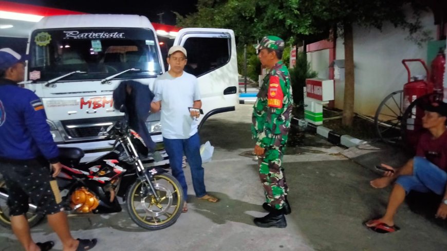 Babinsa Koramil 09/Susukan  Lakukan Giat Patroli Malam