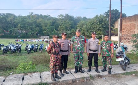 Anggota Koramil 09/Susukan melaksanakan Pengamanan Sholat Idhul Adha 1445 H di wilayah Binaan