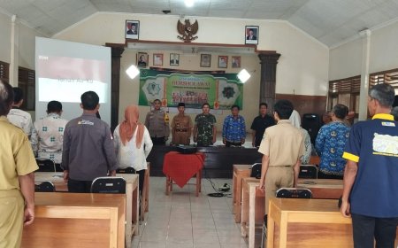 DANRAMIL  0704/09 SUSUKAN  HADIRI MUSDES PEMBAHASAN RANCANGAN APBDES TA. 2025 DESA BRENGKOK