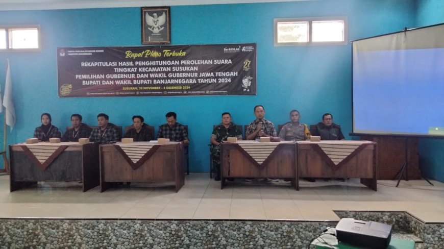 HADIRI RAPAT PLENO REKAPITUSALASI PERHITUNGAN SUARA DANRAMIL 09/SUSUKAN BESERTA FORKOMPINCA DI KECAMATAN SUSUKAN.