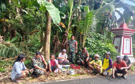 Babinsa Koramil 09 Susukan melaksanakan kegiatan Komsos Bersama Warga Desa Binaan