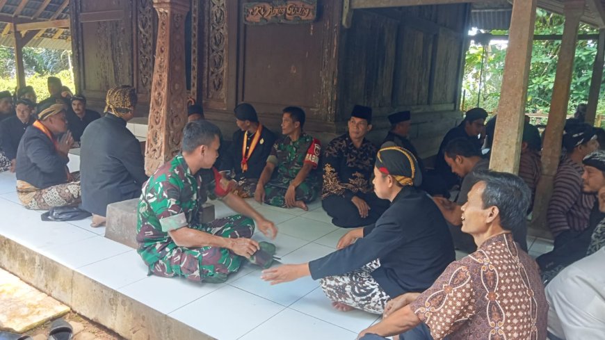 DANRAMIL HADIRI TRADISI SADRAN GEDE DI DESA GUMELEM KULON DAN GUMELEM WETAN